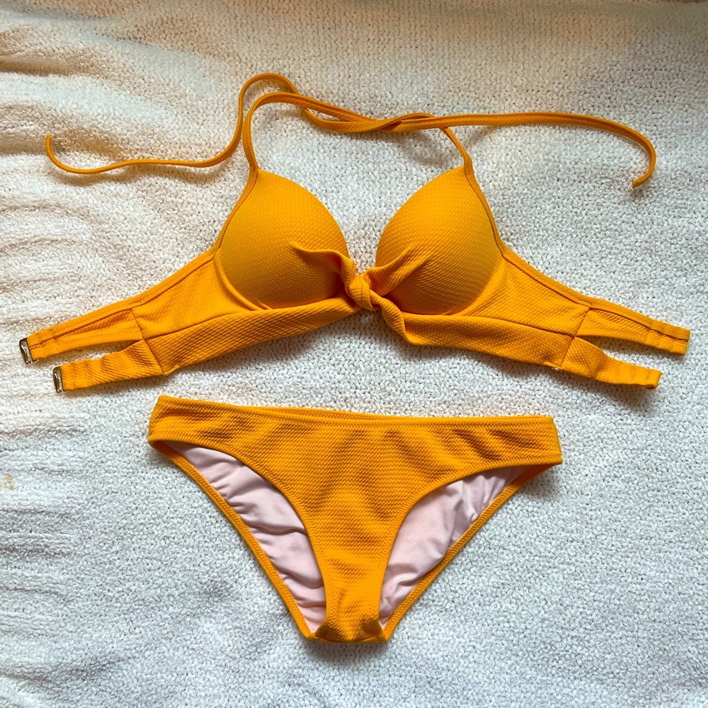 Shade & Shore swimsuit set!